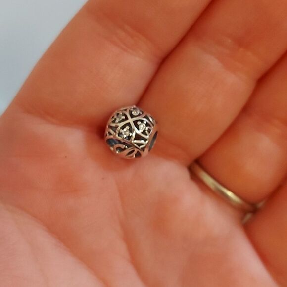 925 Sterling Silver Charm E - Picture 7 of 11